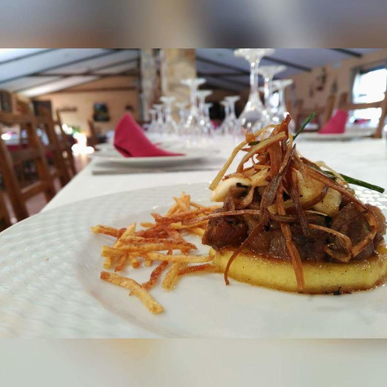 Valdolázaro Vendégház Los Navalucillos Kültér fotó